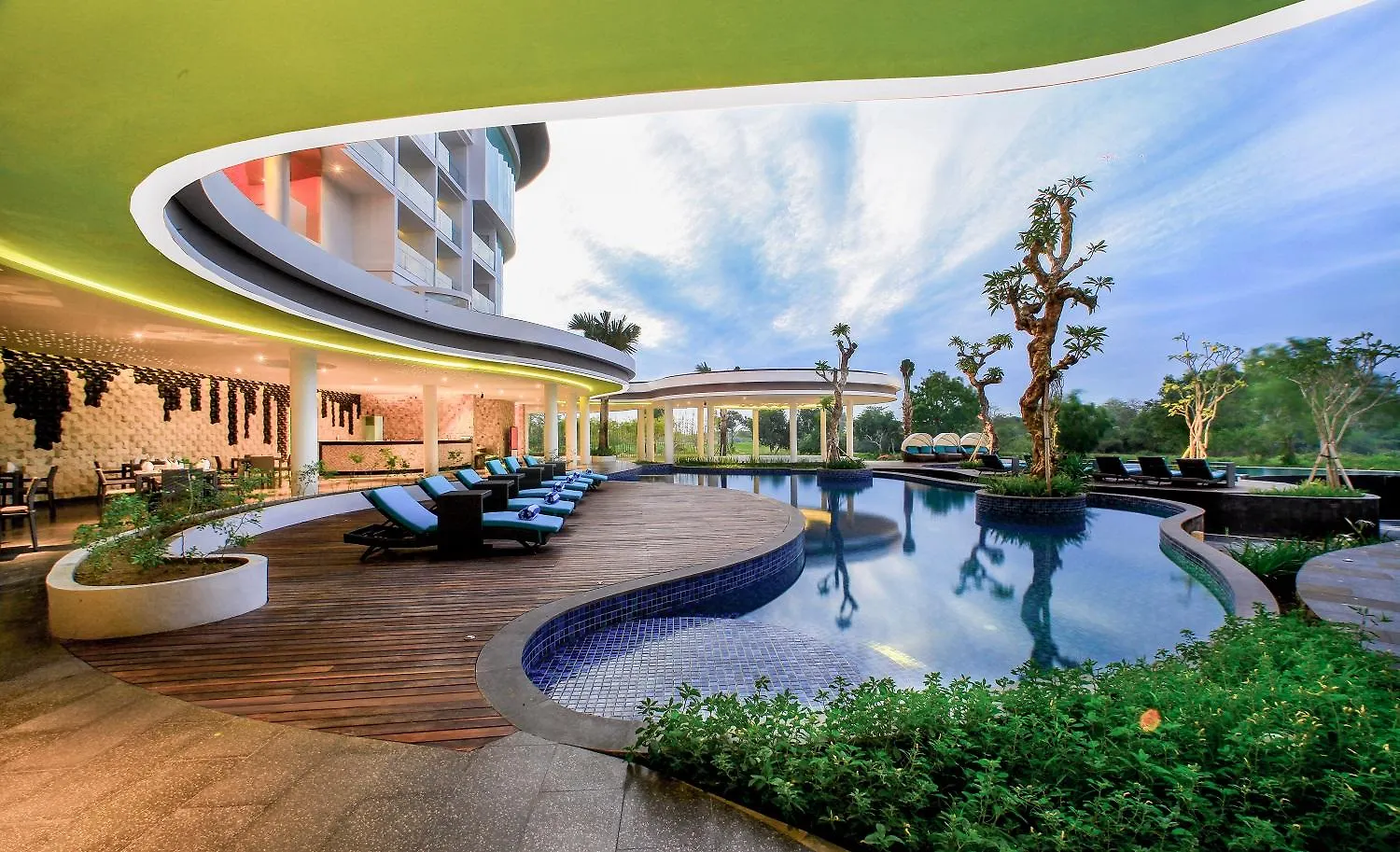 Swiss-Belresort Pecatu Uluwatu 4*,